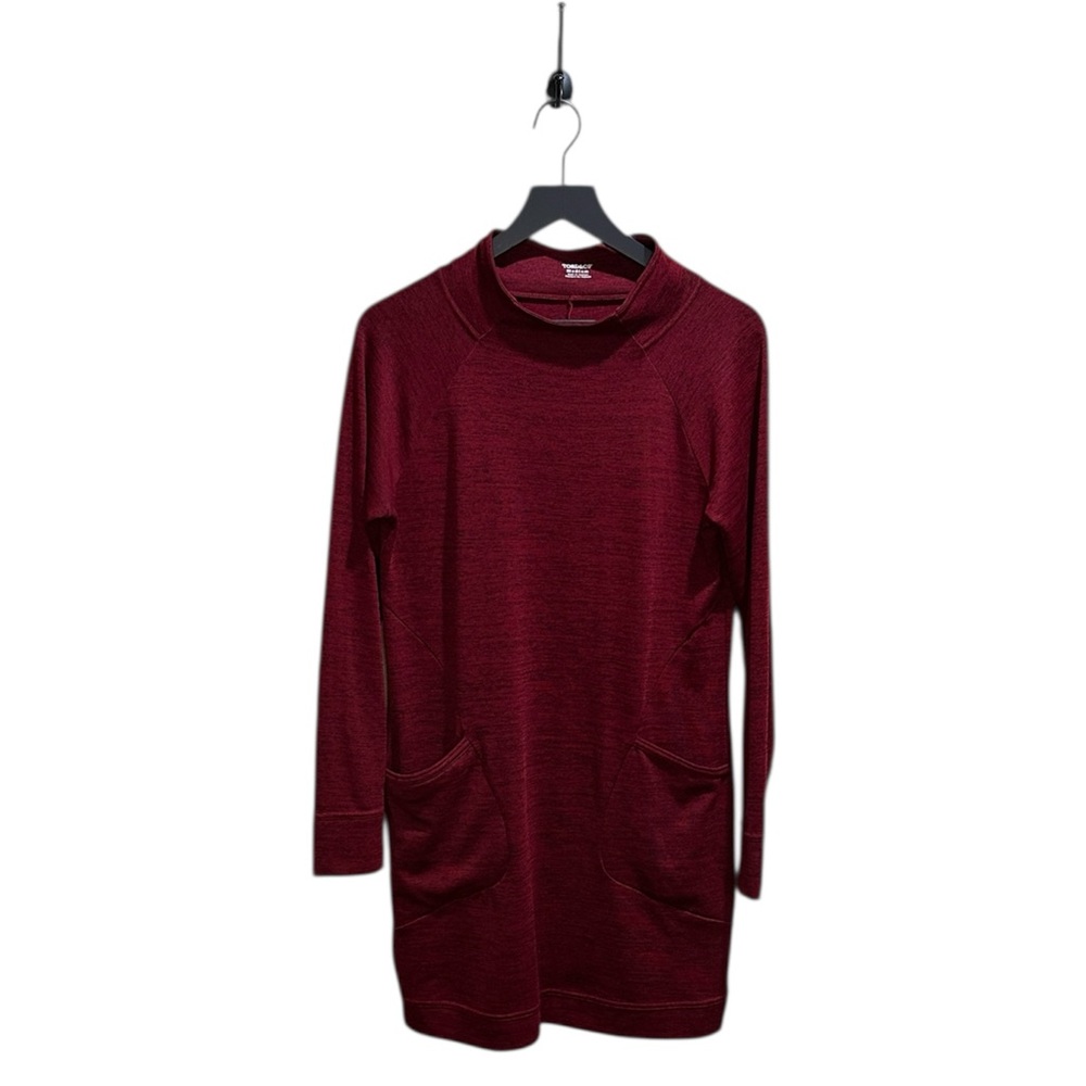 Women’s Maroon Long-Sleeve Knit Dress with Pockets